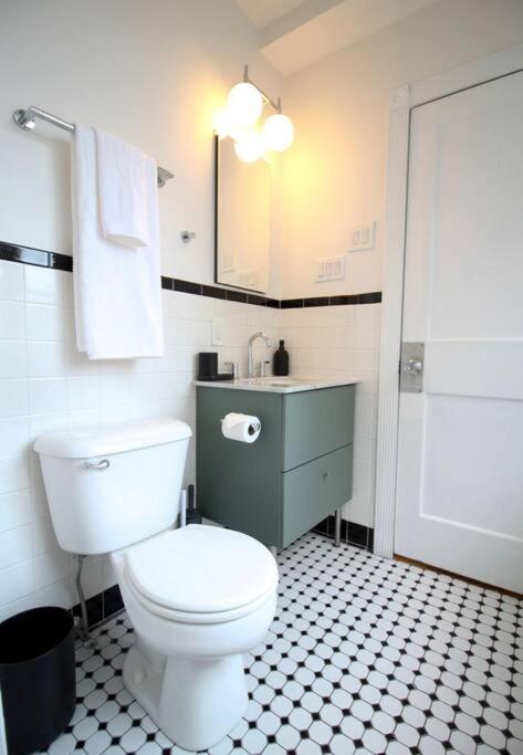 Brand New Stylish 1bdr In Heart Of Rittenhouse Sq. Hosted By Stayrafa Apartamento Filadelfia