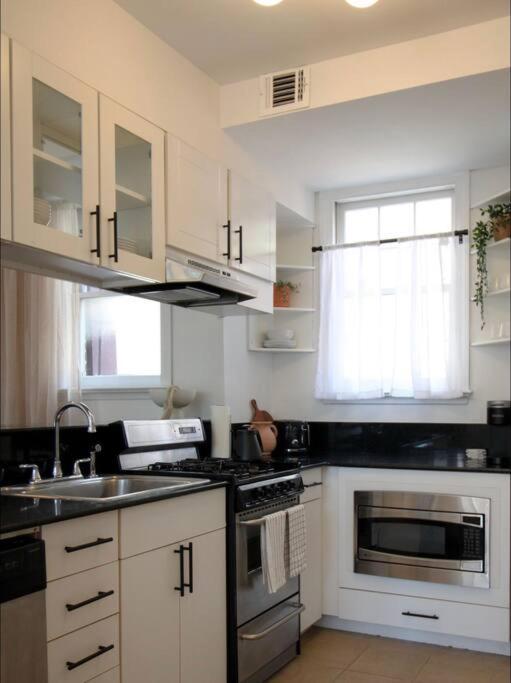 Brand New Stylish 1bdr In Heart Of Rittenhouse Sq. Hosted By Stayrafa * Filadelfia